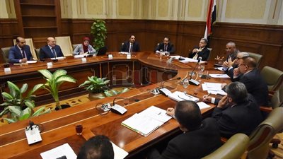 السجيني يهدد بتقديم استجواب ضد وزيرى التنمية المحلية والبيئة (صور)