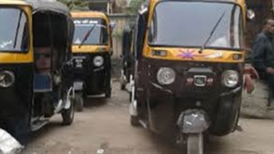 «التوك توك شرعي في أسيوط».. المحافظ يقرر ترخيصه وتحديد لون لكل مركز