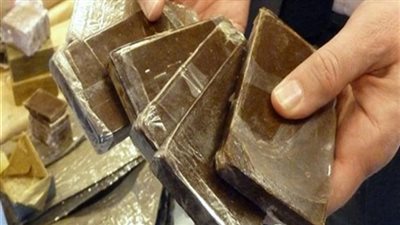 سقوط عاطل بحوزته 1.5 كيلو حشيش قبل ترويجها على عملائه بالشرابية