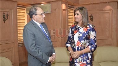 سفير أرمينيا بمصر يدعو وزيرة الهجرة لزيارة بلاده (صور)