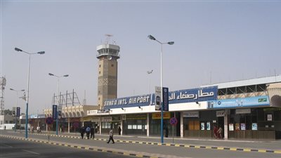 التحالف العربي يعلن فتح ميناء الحديدة ومطار صنعاء لاستقبال المساعدات