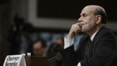 الذهب يبدد مكاسبه السابقة