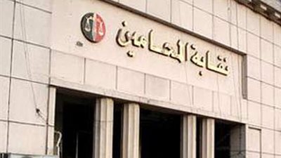 مستشارك القانوني.. متى تنتدب المحكمة محامين للدفاع عن متهمين؟