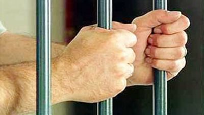 حبس صاحب مصنع لحيازة مواد غذائية فاسدة بمدينة نصر