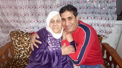 والدة شيبة بعد فوزه بجائزة «ديرجست»: 