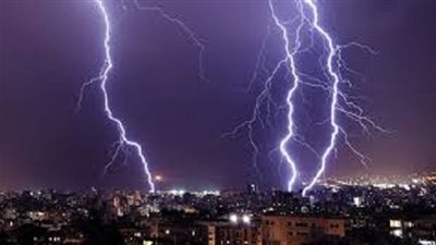 أمطار وبرق ورعد في مدينة نويبع