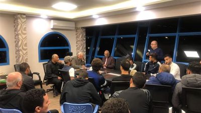 رئيس سموحة يحث اللاعبين على العودة للانتصارات (صور)