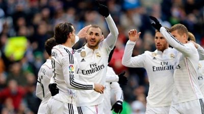 ريـال مدريد يخطط للحفاظ على الصدارة أمام إشبيلية في الليجا