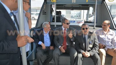 بالصور.. صدقي يستقبل السفير المصري بألمانيا بـ