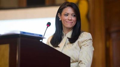 وزارات «النقل والسياحة والري» تبحث مراجعة تسيير حركة الفنادق العائمة