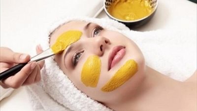 ماسك المانجو لبشرة ورقبة رطبة ومشدودة