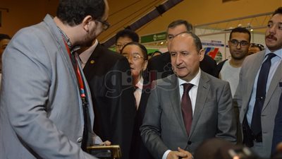 وزير الصناعة: 1079 شركة صينية تعمل في مصر