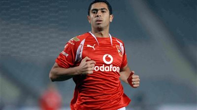 فتحي يشكو من الخلفية في مران الأهلي الصباحي