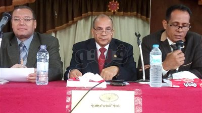 انتخاب أول أمين لاتحاد طلاب جامعة الوادي الجديد (صور)