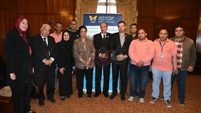 6 آلاف شنطة مدرسية من أصدقاء القومية ضد السرطان للبحيرة (صور)