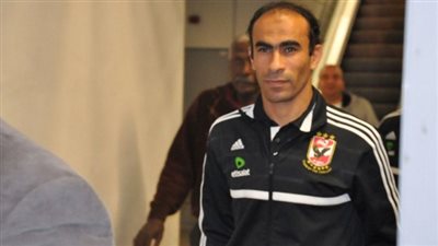 «عبد الحفيظ وزيزو» يسافران إلى تركيا غدا لفحص ملابس الأهلي