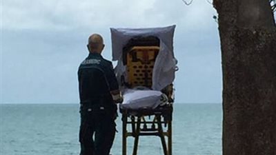 مسعفون يحققون أمنية امرأة على فراش الموت (صور)