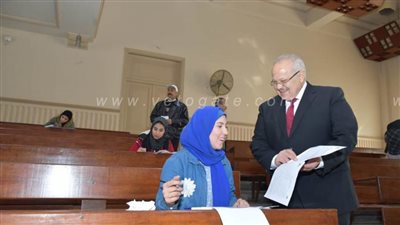 رئيس جامعة القاهرة يتفقد ختام ماراثون امتحانات 200 ألف طالب