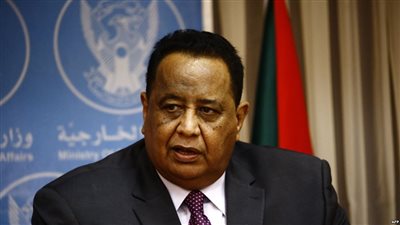 3 أسباب وراء دعم السودان لإثيوبيا في قضية سد النهضة.. الاستثمارات وخطوط السكك الحديد كلمة السر في موافقة «الخرطوم».. حل مشكلة الكهرباء وعد «ديسالين» لـ«البشير».. و«ش