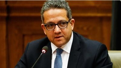 «العناني» يكشف سر اهتمامه بدعوة 30 سفيرا لحضور فعاليات «الآثار»