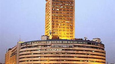 العاملون بـ 