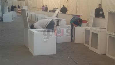 تجهيز صناديق الغد لتصويت الأعضاء بانتخابات الزمالك (صور)