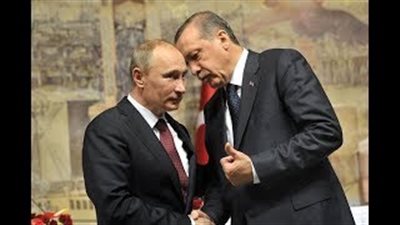 أردوغان ينجو من فضيحة على الهواء في روسيا (فيديو)