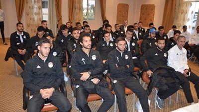 وزير الرياضة يلتقي المنتخب الأوليمبي في الإسكندرية (صور)