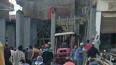 إصابة عاملين في انهيار سقف منزل تحت الإنشاء بالشرقية (صور)