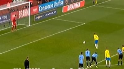 «البرازيل» تخطف فوزا صعبا أمام أوروجواي بقيادة نيمار (فيديو)