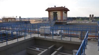 بعد توقف المشروع 15 عاما.. تشغيل محطة الصرف الصحي بالواحات البحرية