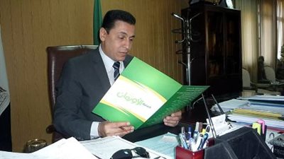 بالفيديو.. مشادة ساخنة بين محافظ الشرقية ومدرس لغلق مراكز الدروس الخصوصية