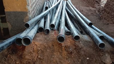 تركيب خط مياه بعزبة سعيد في أسيوط.. ولجنة هندسية لترميم المنازل