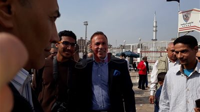 أيمن يونس يظهر في انتخابات الزمالك (صور)