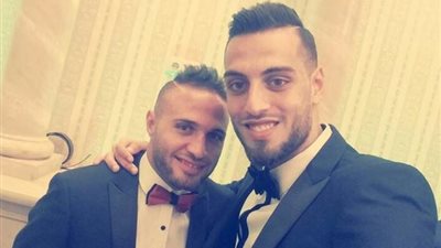 بالصورة.. كابتن طلائع الجيش يواسي «حارس مرماه»: ولا يهمك يا بيسو