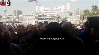 اشتباكات اليوم الثاني لانتخابات الزمالك.. مشادة بين العماري ومدير النادي بسبب الدعاية.. سليمان يتقدم بشكوى إلى لجنة الانتخابات بسبب الكارنيهات المزورة.. و«خناقة» الأمن الإداري الأبرز (فيديو)