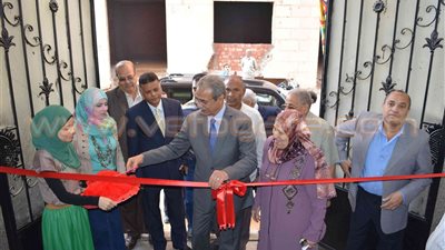 محافظ المنيا يفتتح مبنى الطالبات المغتربات