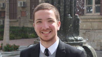 خبير يكشف حقيقة تأثير الأحجار الكريمة على الرزق