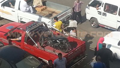 بالصور.. حراسة النائب العام تشتبك مع شاب اقترب من موكبه