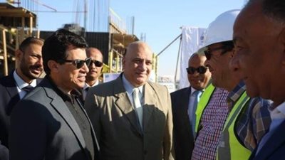 وزير الرياضة يتفقد مستشفى شفاء الأورمان بالأقصر (صور)