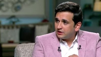 مصطفى خاطر: مسرح مصر ارتجالي ونجحت عروضه رغم الانتقادات