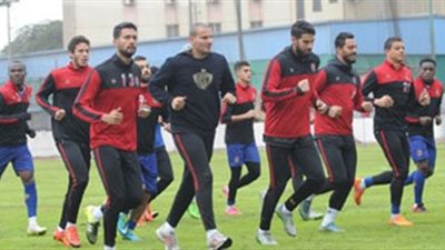 الدوليون ينتظمون في مران الأهلي الصباحي