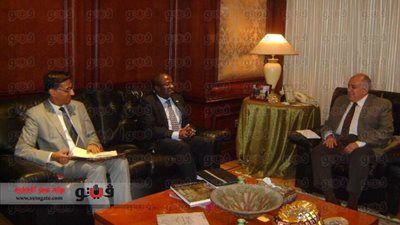 دراج يناقش مع مدير بنك التنمية الأفريقي مشروعات بـ 1.88 مليار دولار