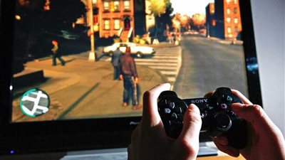 بعيدا عن المواجهة.. أبرز الحلول للتخلص من الفوبيا.. ألعاب «الفيديو جيم» تحل مشكلة المرتفعات.. الثقة بالنفس والامتناع عن إعداد الكلام لعلاج الخوف من التحدث.. والقضاء على رهبة الزواج بالتعرض ل