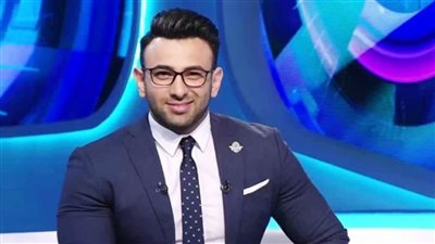 إبراهيم فايق يروج لكتابه 