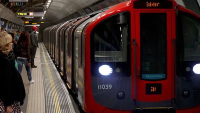 إخلاء محطة مترو أنفاق وسط لندن