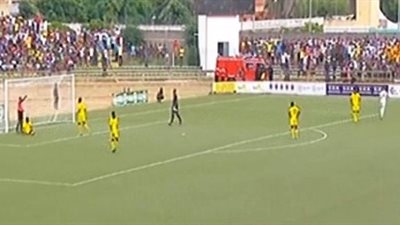 الجزائر تسحق توجو 4 / 1 وتتأهل لبطولة أمم أفريقيا (فيديو)