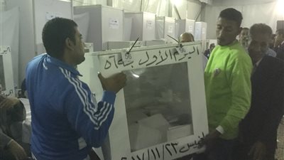 استعدادات نهائية لفرز صناديق انتخابات الزمالك بعد تأخرها لساعتين