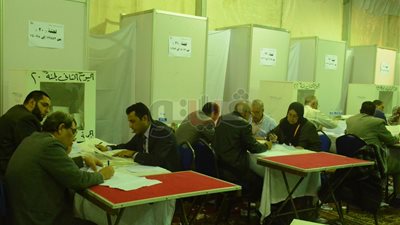 انتخابات الزمالك.. مرتضى يتقدم على سليمان بعد فرز 4 لجان