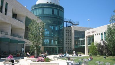 أستاذ بجامعة حيفا: إسرائيل حرفت التاريخ الفلسطيني لتهويد طلاب عرب 48